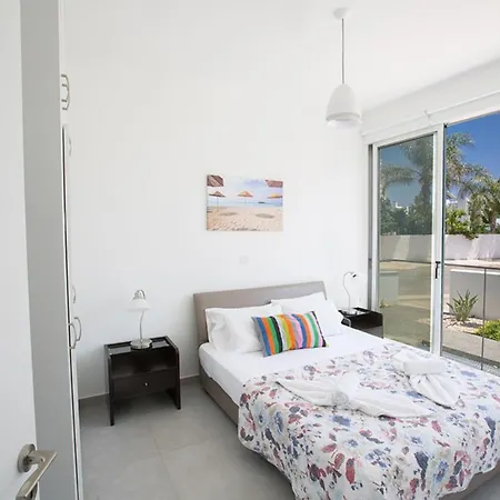 You Will Love This Luxury 5 Bedroom Holiday In With Private Pool 1550 Villa Protaras