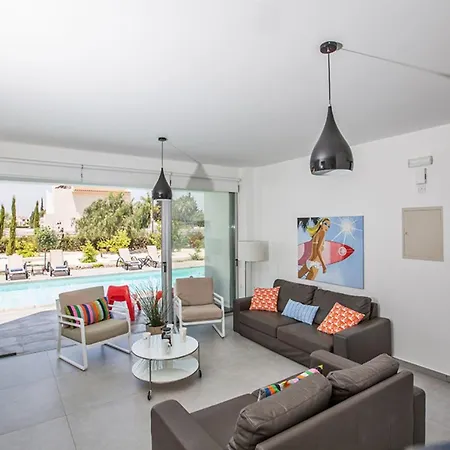 Willa You Will Love This Luxury 5 Bedroom Holiday In With Private Pool 1550 Protaras