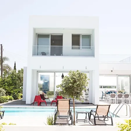 You Will Love This Luxury 5 Bedroom Holiday In With Private Pool 1550 *